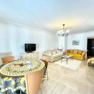 https://cannes-center-cannes.fr-provencehotel.com