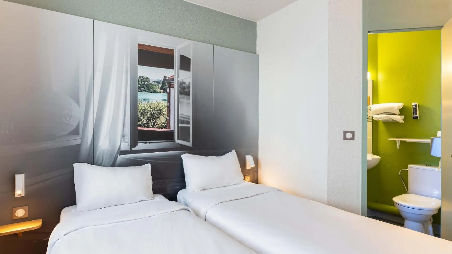 B&B HOTEL Lyon Saint-Bonnet Mi-Plaine