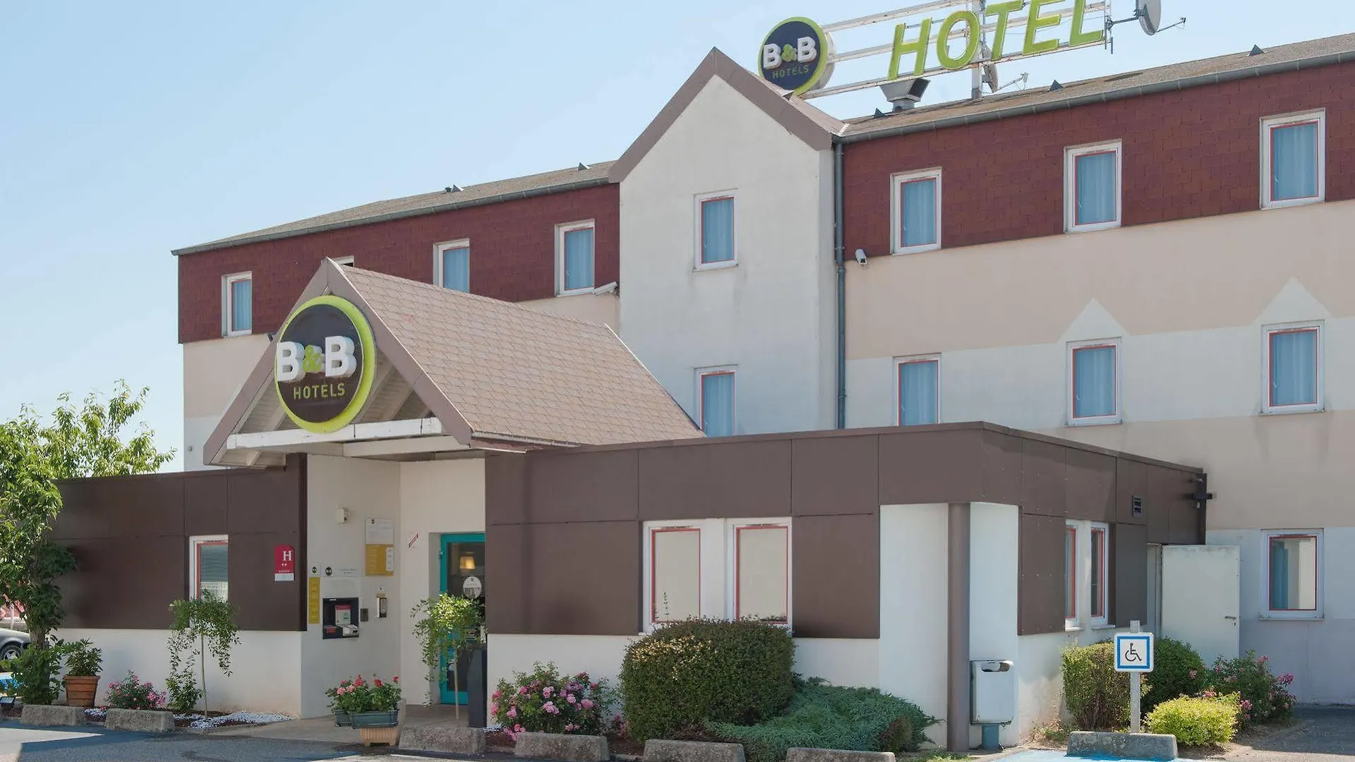 B&B HOTEL Lyon Saint-Bonnet Mi-Plaine Saint-Bonnet-de-Mure