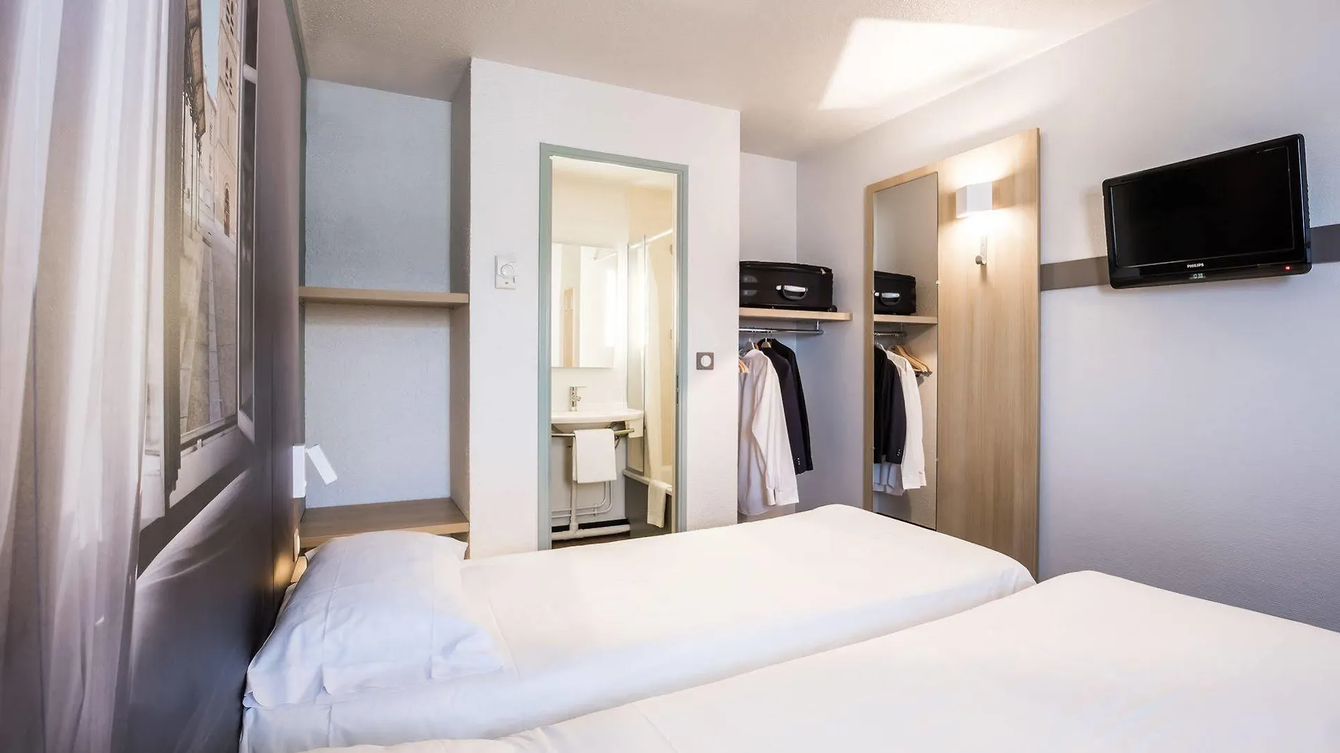 B&B HOTEL Lyon Saint-Bonnet Mi-Plaine